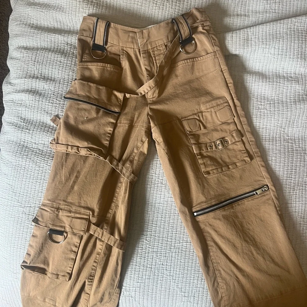 I.AM.GIA Harper Military Cargo High Waisted Tan
Pants Size XS - Picture 10 of 10